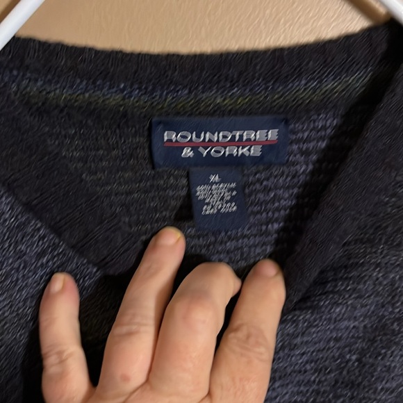 Wool blend sweater large squares pattern - Picture 2 of 7